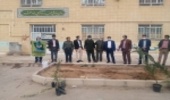 کشت نهال در مجموعه ورزشی خزعلی شهرستان اشکذر