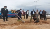 برگزاری مراسم نهالکاری در بخش عقدای اردکان در آخرین روز از هفته منابع طبیعی 