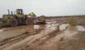 احداث بند انحرافی جاده ماکروویو  به طول دو کیلومتر جهت انحراف سیلاب در شهرستان میبد