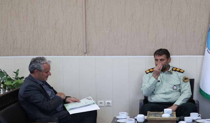 دیدار مدیر اداره کل منابع طبیعی و آبخیزداری استان یزد با جانشین فرمانده انتظامی و رییس حفاظت فرماندهی انتظامی این استان 
