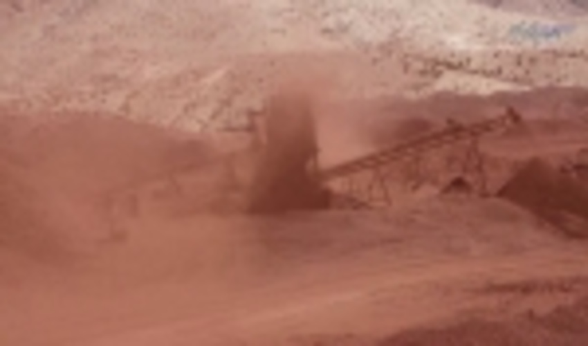 خاک سرخ آهن خطری برای یزدی ها/ سهم منابع طبیعی از معادن یزد در جیب دولت؟