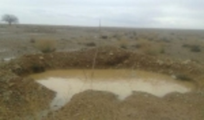 آبگیری هلالی های آبگیر جنگلهای دست کاشت شهرستان خاتم