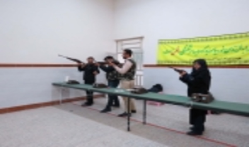 برگزاري مسابقه تير اندازي به مناسبت هفته منابع طبيعي و آبخيزداري در شهرستان مهريز