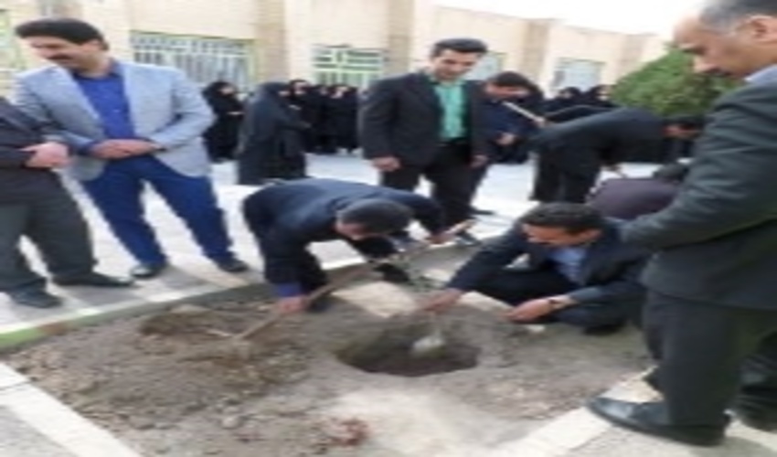 حضوري سبزدردبيرستان شهيددهقاني شهرستان تفت