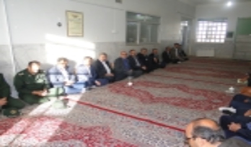 برگزاری جلسه حلقه صالحین و نهالکاری به میزبانی اداره منابع طبیعی شهرستان اشکذر به مناسبت هفته منابع طبیعی