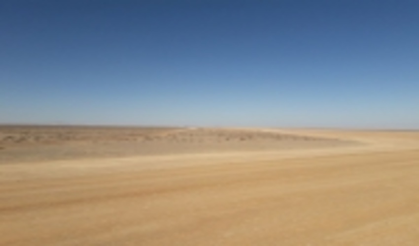 پیشرفت 70 درصدی عملیات بند خاکی آبخوان عقدای شهرستان اردکان