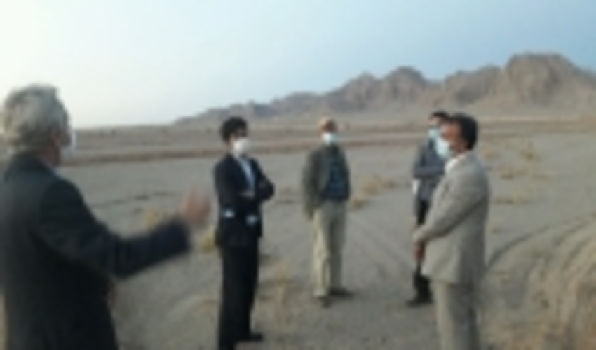 بازدید معاون دفتر امور بیابان سازمان جنگل ها از طرح مدیریت مناطق بیابانی شمال اردکان 