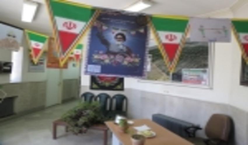 گرامی داشت ایام الله دهه فجر در اداره منابع طبیعی و آبخیزداری شهرستان یزد