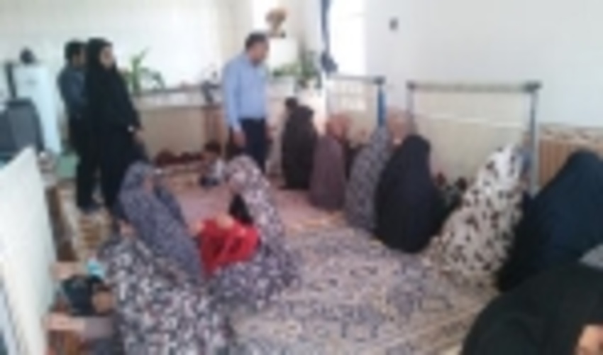 برگزاری دوره آموزشی گلیم بافی درروستاهای شهرستان خاتم