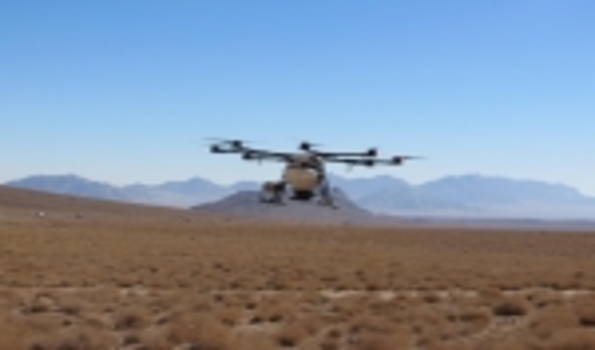  بذرپاشي آزمايشي با ساتفاده از  پهباد در مراتع شهرستان مهريزانجام شد