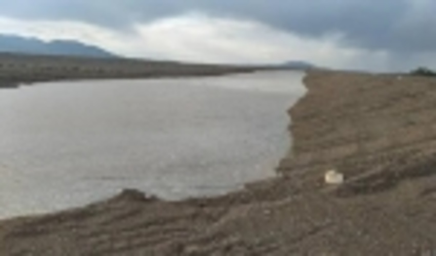  آبگیری وکنترل سیل در  آبگیرهای حوزه  آبخیز غرب شهرستان ابرکوه