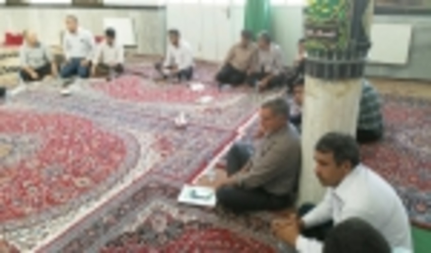 دوره آموزشی اطفا حریق ویژه مسئولین ، دهیاران ، شوراها و بهره برداران در دهستان بهادران شهرستان مهریز برگزار شد.