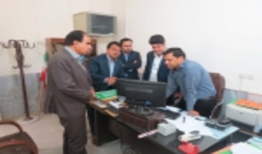 بازدید سرزده فرماندار مهریز از اداره منابع طبیعی و آبخیزداری شهرستان مهریز