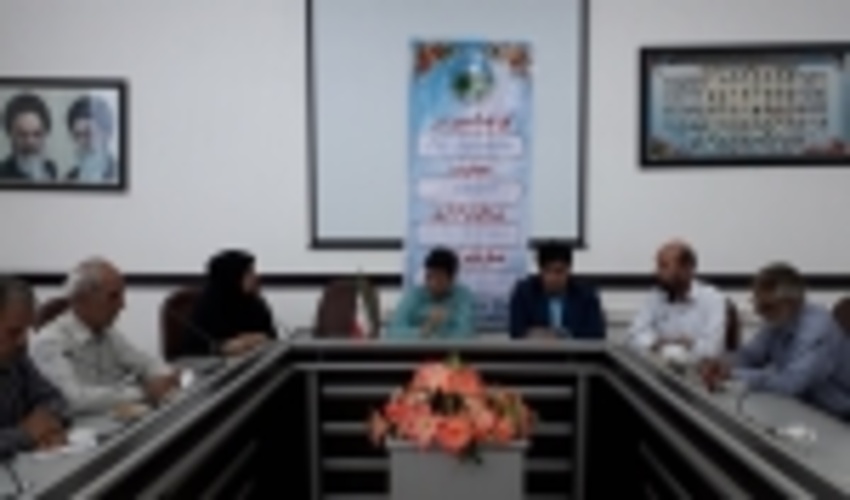 برگزاری دوره آموزشی روش های کنترل آفات و بیماری های جنگلی و مرتعی در شهرستان اردکان