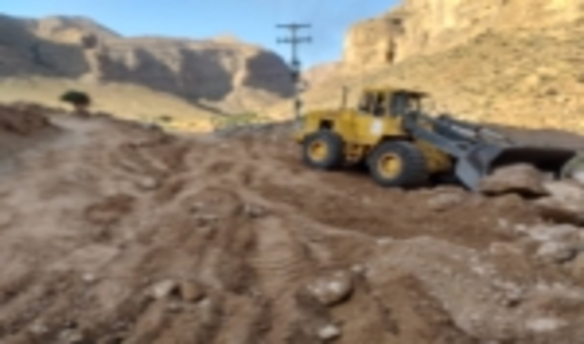 رفع تصرف از اراضی ملی در منطقه تنگ لابید شهرستان مهریز 