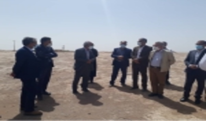 بازدید معاون آبخیزداری،مراتع و بیابان از ایستگاه زوجی پایش و سنجش فرسایش بادی میبد 