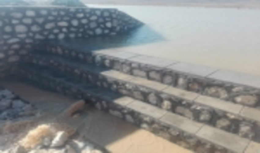 آبگیری پروژه بند خاکی روستای رحمت آباد در شهرستان خاتم