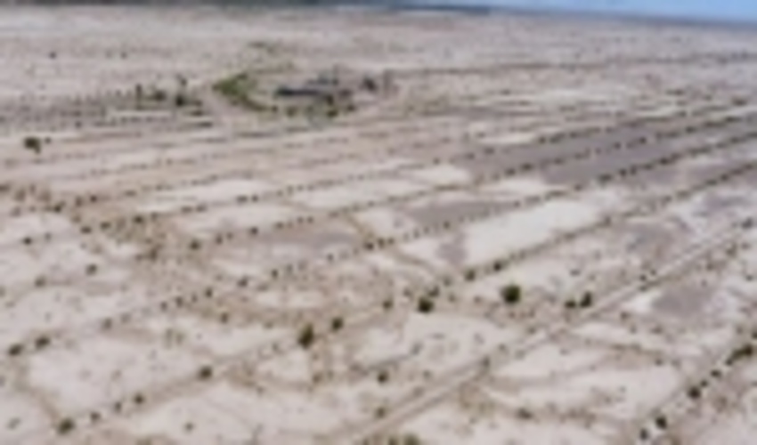 اجرای طرح لوله گذاری کانون بحران فرسایش بادی گودگوار