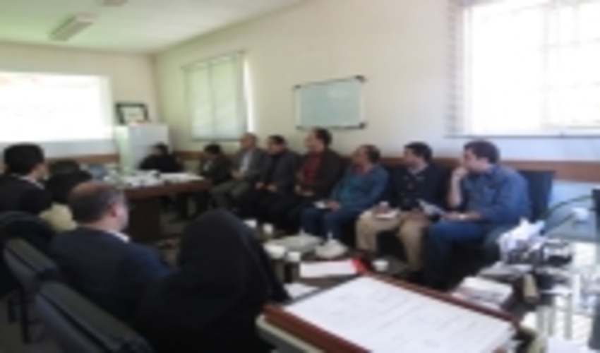 بازدید گروه نظارت و ارزشیابی اداره كل منابع طبيعي و آبخيزداري استان یزد از فعاليت هاي اداره منابع طبيعي و آبخيزداري شهرستان یزد