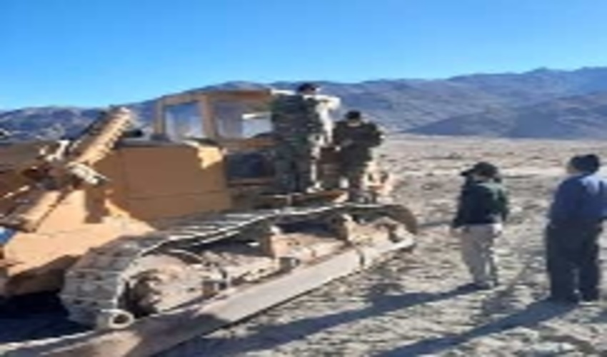 توقیف یک دستگاه بولدوزر در منطقه سانیج از توابع شهرستان تفت