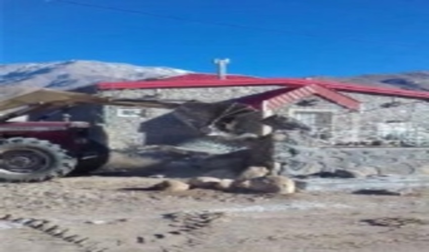 اجراي تبصره ماده55 خلع ید و قلع و قمع بیش از 2هكتار اراضی ملی در منطقه درب كت سانيج.