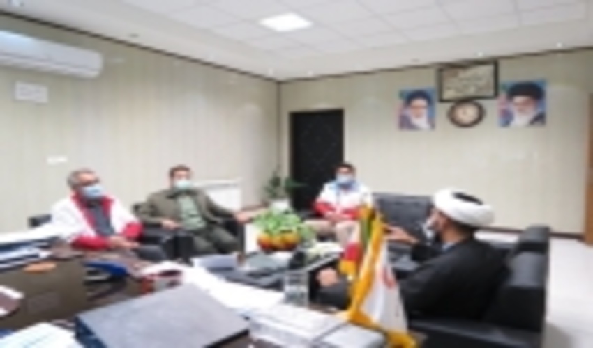 همکاری دو جانبه اداره منابع طبیعی بافق و جمعيت هلال احمر