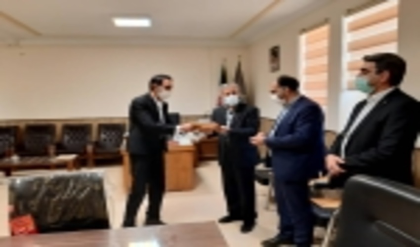 تجلیل از همکاران مرد اداره منابع طبیعی و ابخیزداری شهرستان اشکذر 