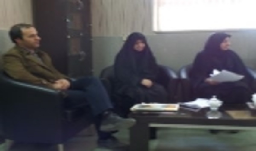 جلسه گراميداشت يوم اللله ده مبارك فجردر اداره منابع طبيعي وآبخيزداري شهرستان تفت برگزارشد.