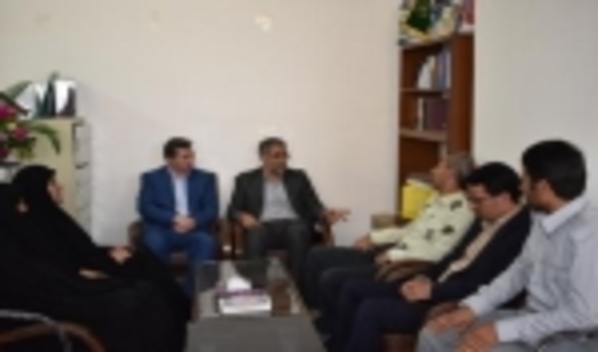 مدیرکل منابع طبیعی و آبخیزداری استان یزد با رئیس دادگاه عمومی بخش بهاباد دیدارکرد