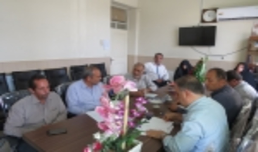 برگزاری جلسه شورای اداری و بررسي نظام آراستگي محيط كار در منابع طبیعی وآبخیزداری میبد