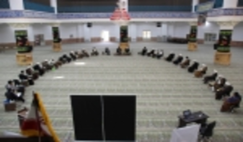 نشست مديركل منابع طبيعي و آبخيزداري استان و ائمه جمعه استان یزد