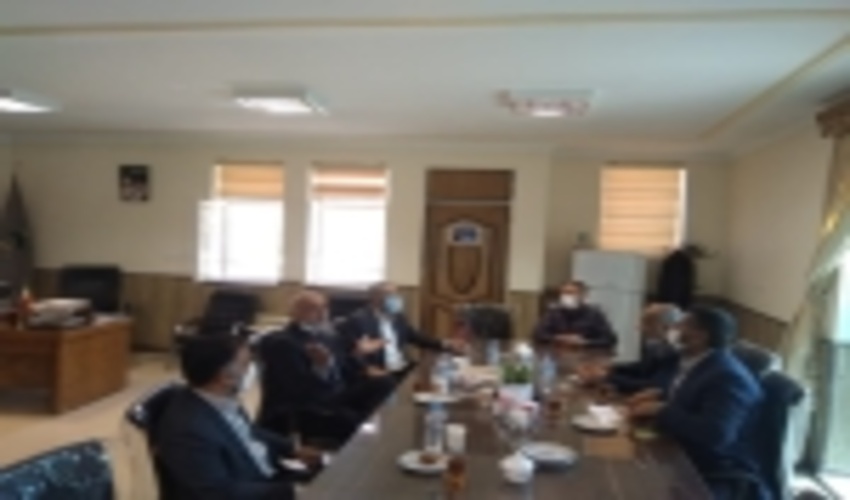 بررسی مسائل و مشکلات واحدهای تولیدی شهرستان اشکذر 