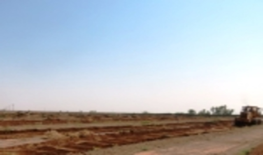 خلع یدوقلع وقمع اراضی ملی به مساحت 46000 مترمربع درشهرستان ابرکوه