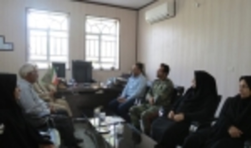 برگزاري جلسه عقيدتي به مناسبت گراميداشت دهه كرامت در اداره منابع طبيعي بافق