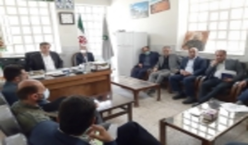 بازدید مسئولین سازمان جنگلها مراتع و ابخیزداری از اراضی مورد درخواست مردم واقع در جنگلهای دست کاشت