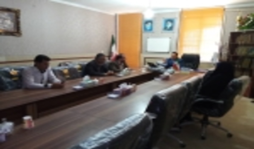 جلسه هماهنگی تغییر نام پارک جنگلی اسفندآباد به بوستان شهدای مدافع حرم در شهرستان ابرکوه