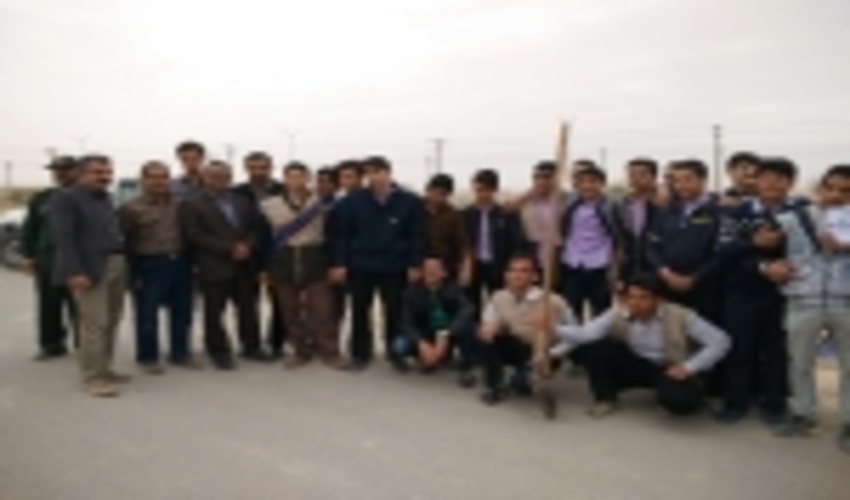 درختکاری با حضور حوزه مقاومت بسیج دانش آموزی شهداء اردکان