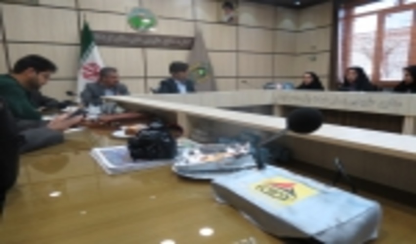 به مناسبت هفته منابع طبیعی نشست خبری  اصحاب رسانه با رئیس اداره منابع طبیعی و آبخیزداری شهرستان اردکان برگزار گردید.