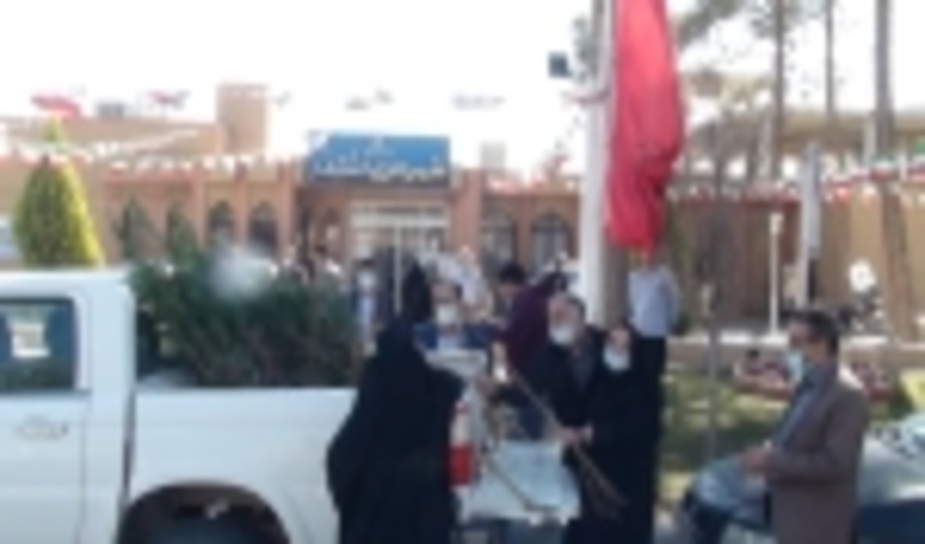 توزیع نهال به مناسبت ایام الله دهه فجر انقلاب اسلامی در شهرستان اشکذر
