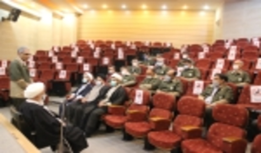 نشست کارکنان اداره كل منابع طبيعي و آبخيزداري استان يزد با نماينده ولي فقيه و امام جمعه يزد