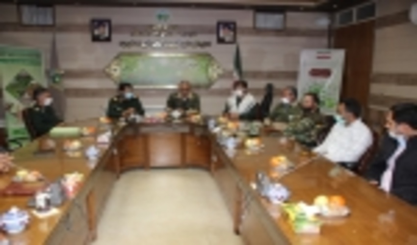 به مناسبت روز پاسدار و هفته منابع طبيعي و آبخيزداري، مراسم تجليل از تني چند از پاسداران و بسيجيان سازندگي برگزار گردیذ