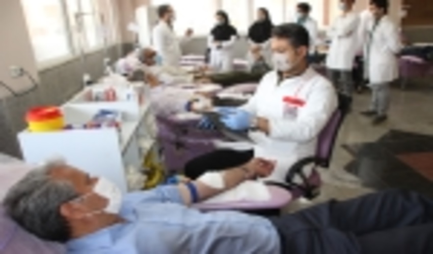  اهداء خون مدير كل و پرسنل اداره كل منابع طبيعي و آبخيزداري استان يزد 