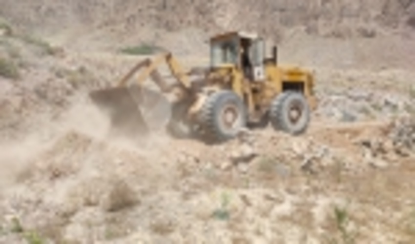 رفع تصرف اراضی ملّی در دهستان میانکوه از توابع شهرستان مهریز