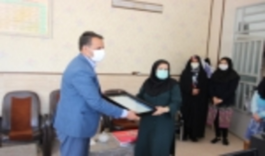 تجلیل از مقام والای معلم