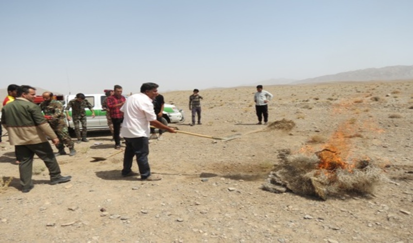 برگزاري مانور حفاظتي و اطفاء حريق عرصه هاي منابع طبيعي در روستاي بساب شهرستان بافق