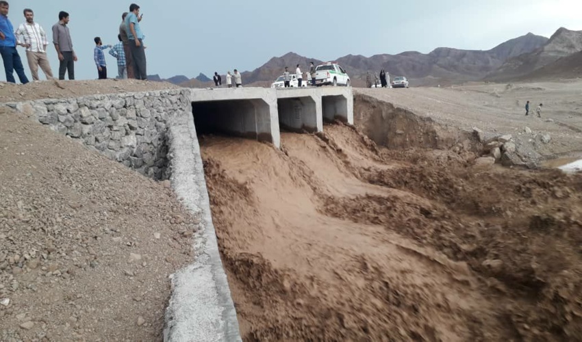 آبگیری کلیه پروژه های آبخیزداری شهرستان میبد