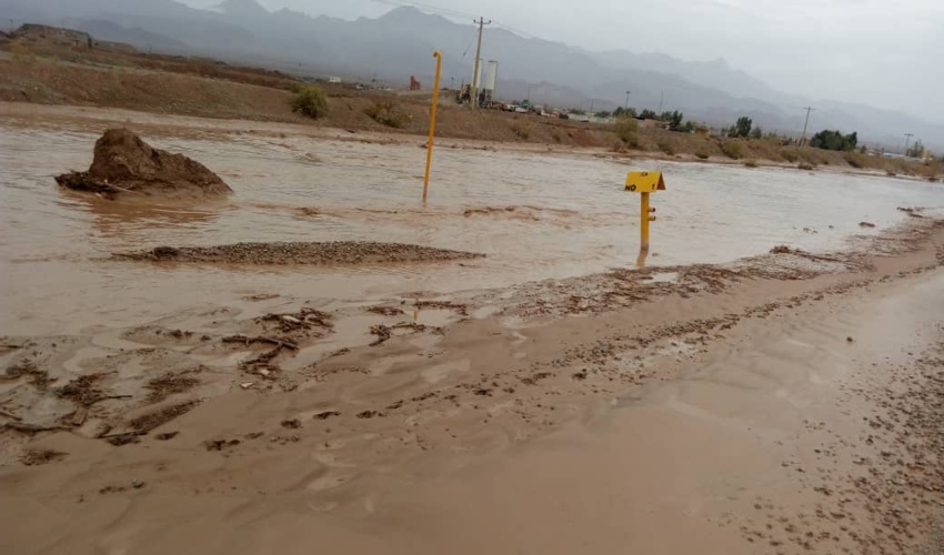 بندها و قرضه های کوه کاسه اشکذر طی بارندگی اخیر  ابگیری شد