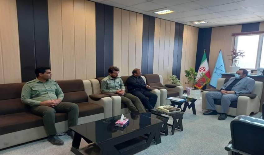 دیدارپرسنل اداره منابع طبیعی وآبخیزداری با ریاست دادگستری شهرستان ابرکوه