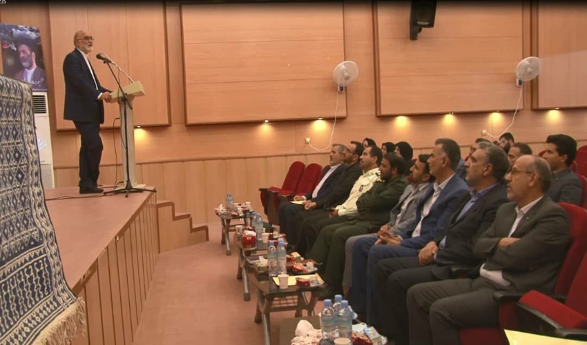 حضور دکتر ناصر سراج معاون سیاسی قوه قضائیه در جلسه شورای اداری شهرستان میبد