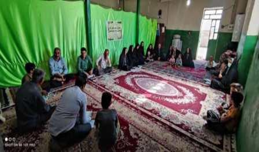 برگزاری دوره آموزشی همیاران طبیعت و نقش آن ها در مدیریت پایدار منابع طبیعی در شهرستان خاتم